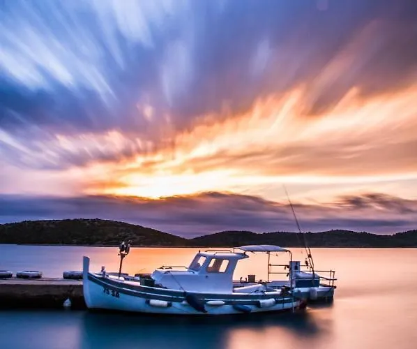 דירה - & Stone *